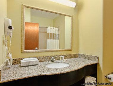 Knights Hotel Bunkie