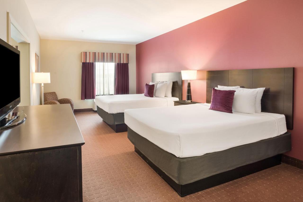 Hotel Knights